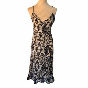 Angie Black and Cream Patterned Midi Dress – Size S